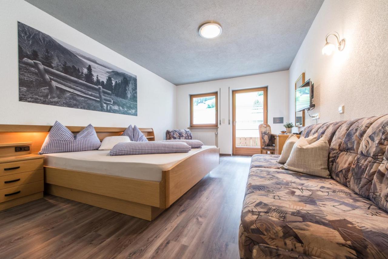 Hotel Sonja Cadipietra Luaran gambar